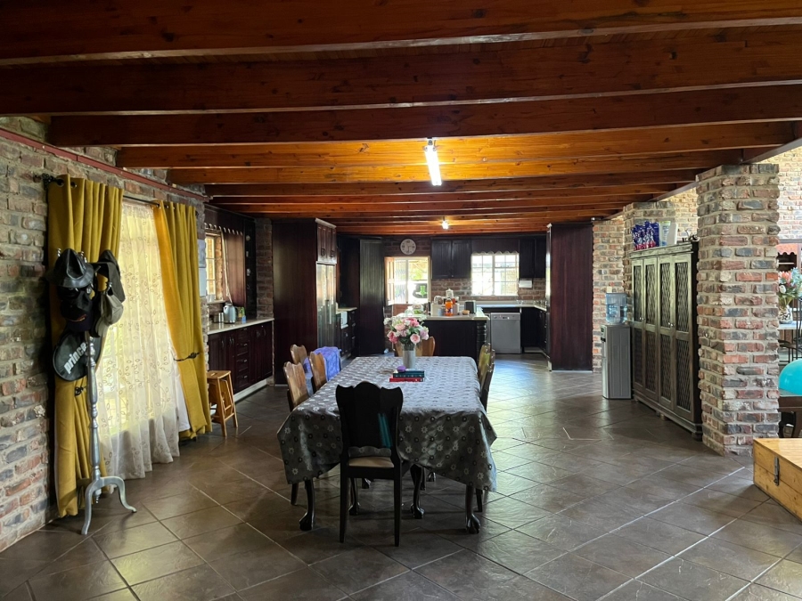 6 Bedroom Property for Sale in Bainsvlei Free State